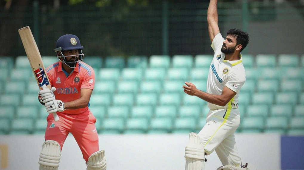 এশিয়ার ক্রিকেট ট্রান্সফার বাজার: নিলামের দাম আর পিচ বানানো মানুষের হিসাব