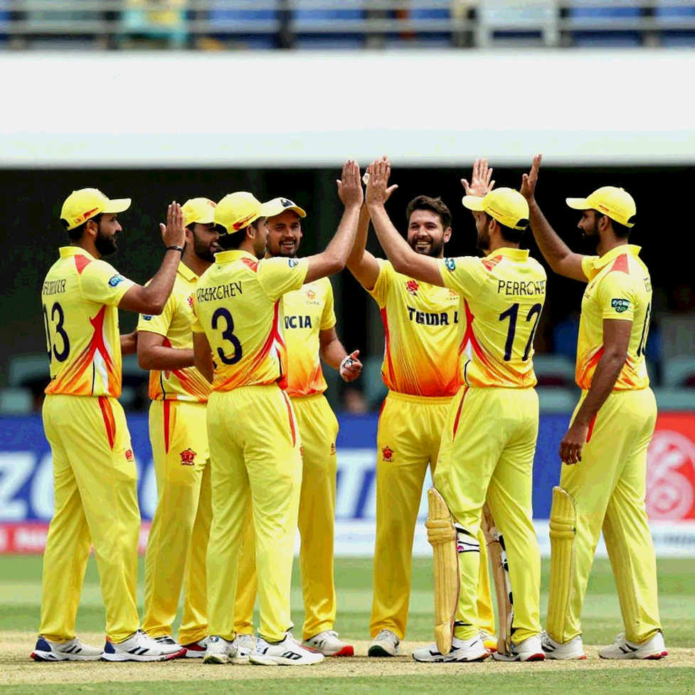 মাঝের ওভারের নীরবতা: এশিয়ার টি-টোয়েন্টিতে ডট-বলের চাপ সূচক
